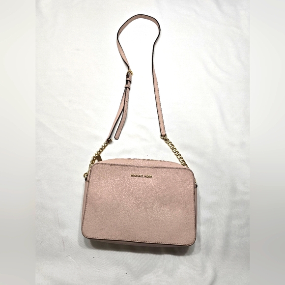 Michael Kors Jet Set Baby Pink Crossbody Bag with Metallic Accents - Picture 1 of 9
